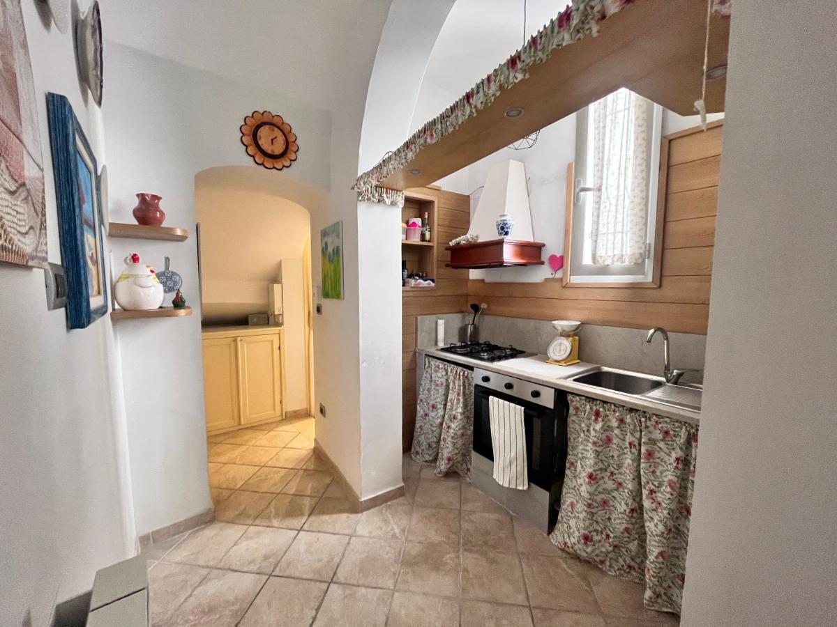 Appartement Il Duomo E Il Mare à Brindisi Extérieur photo